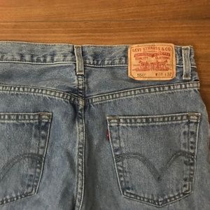 Vintage Levi's 550 Relaxed Fit Medium Wash 28 x 32